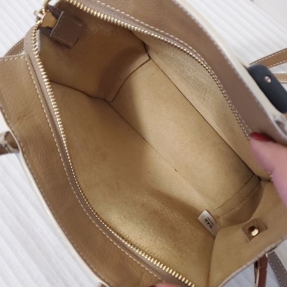 OAD Beige Mini Kit Zip Satchel/Crossbody Pebble Grain Leather Bag - Picture 9 of 13